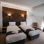 호텔 Hotel Kirkovo 2*