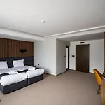 Hotel Kirkovo 2* 키르코보