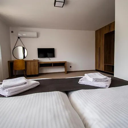 Хотел Hotel Kirkovo
