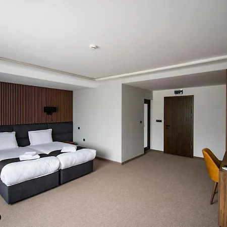 Hotel Kirkovo 2* キルコヴォ